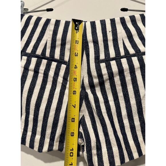 Banana Republic Size 00 Petite Mid Rise Chino Shorts Beach Striped Black White - Picture 12 of 13